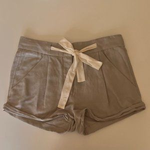 Aritzia Wilfred Allegra Shorts
